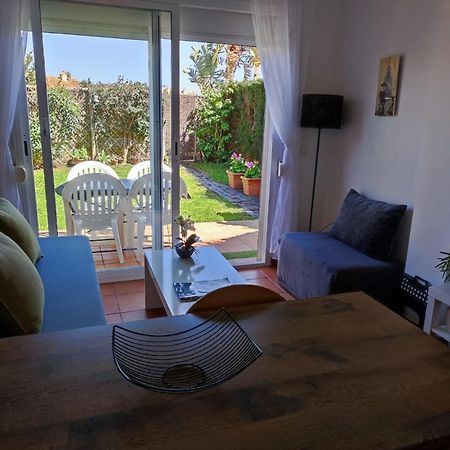 Bonito Apartamento En Alcaidesa Con Piscina Apartamento Exterior foto
